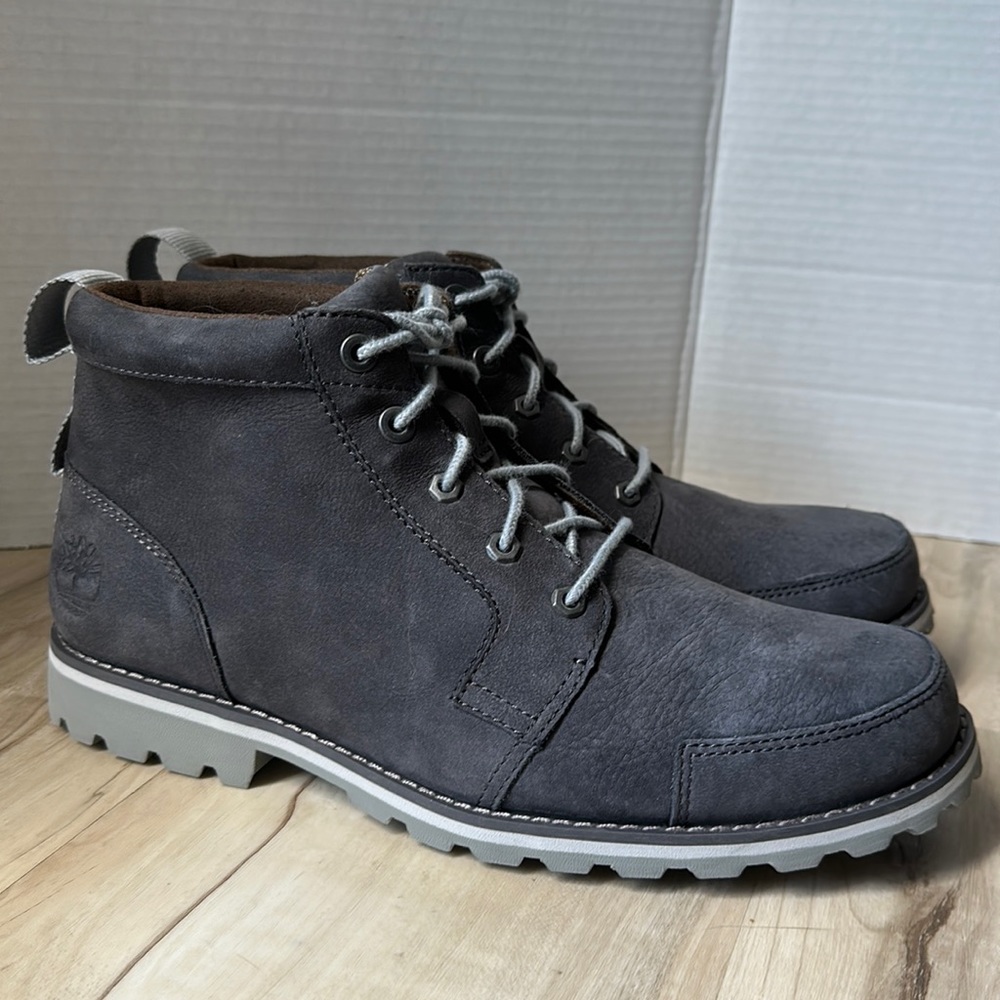 BNWOT Timberland Grey Dress Boots Men’s Size 9 Samples